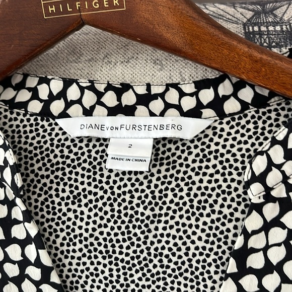 DVF blouse - Picture 2 of 8